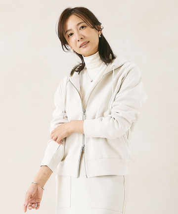 ジップアップ  パーカー