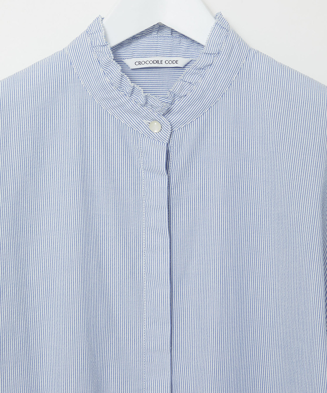 フリル襟 サッカーブラウス【オンラインショップ・一部店舗限定】