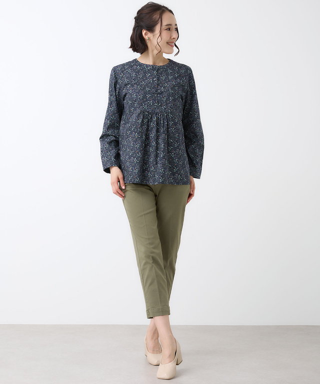 リーフ柄 プルオーバー ブラウス【オンラインショップ・一部店舗限定】