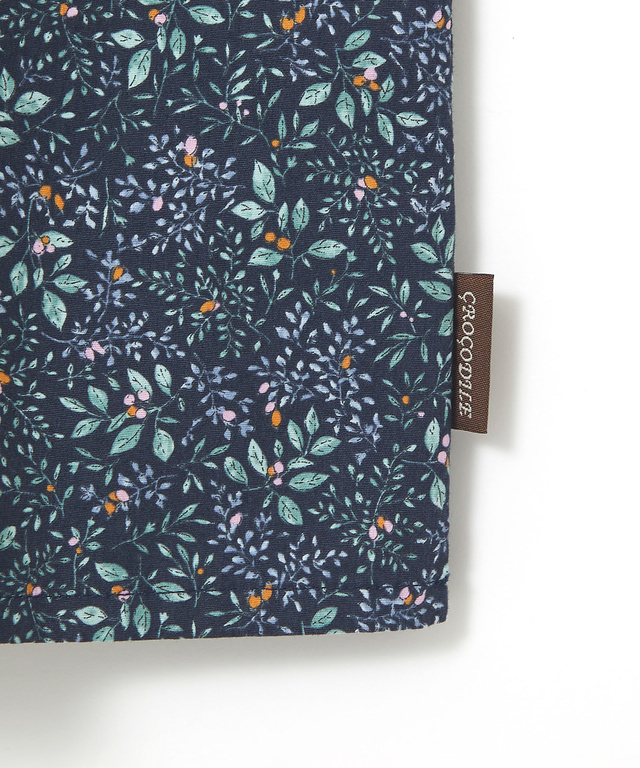 リーフ柄 プルオーバー ブラウス【オンラインショップ・一部店舗限定】