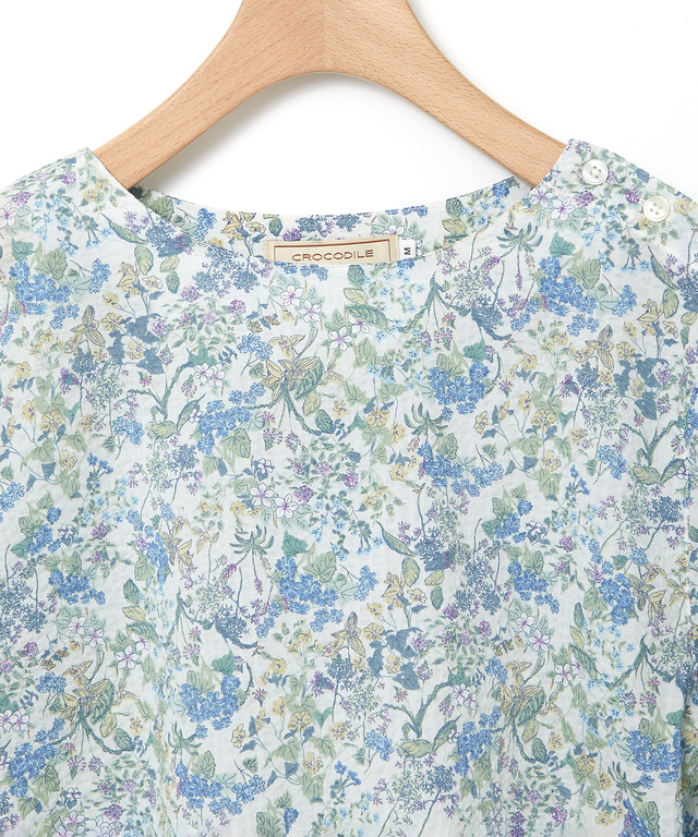 ミラクルウェーブ 花柄 ブラウス【オンラインショップ限定】