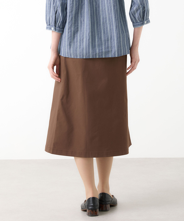 タック入り Aライン スカート