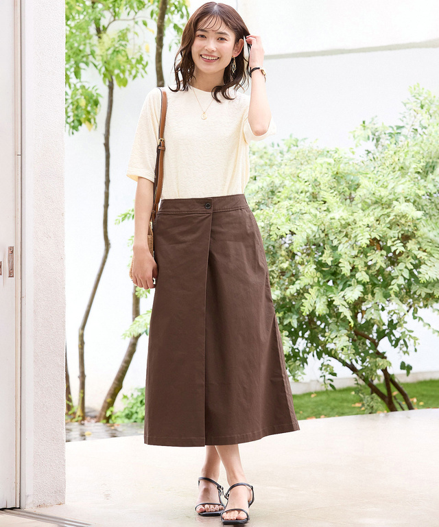 タック入り Aライン スカート