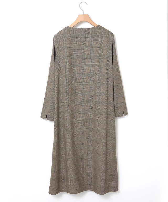 ショルダーボタン ワンピース