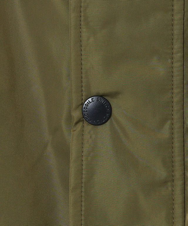 メモリー素材 ダウン ジャケット