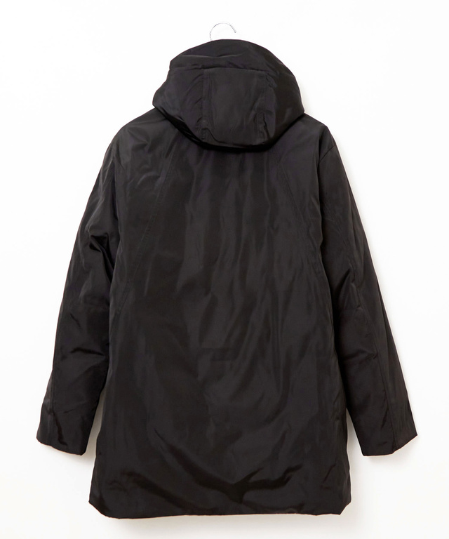 メモリー素材 ダウン ジャケット