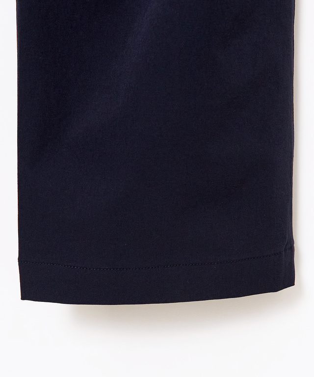 ストレッチ テーパード パンツ