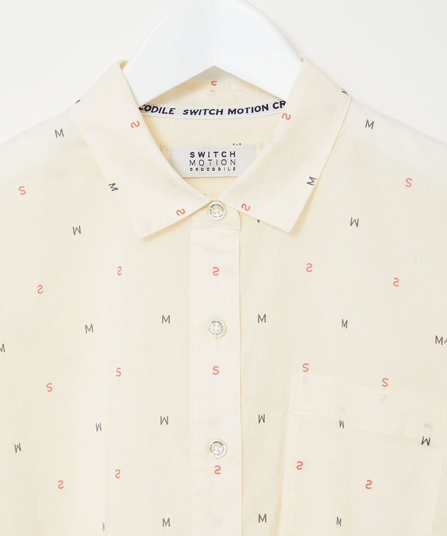 ロゴプリント サイドスリット ブラウス