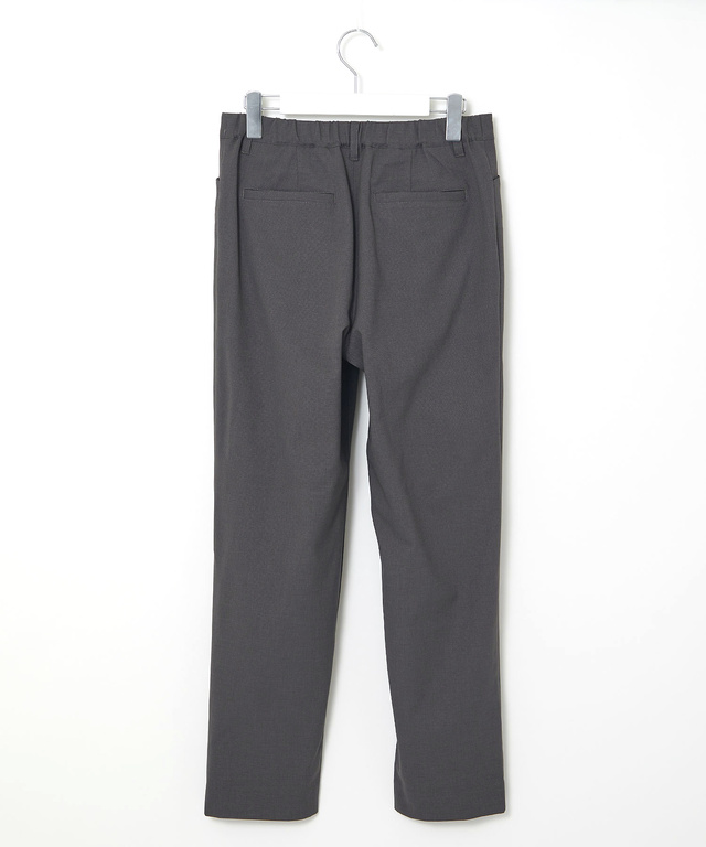 テーパード パンツ