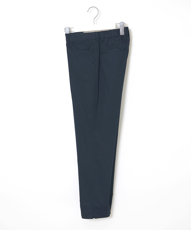 ストレッチ テーパード パンツ