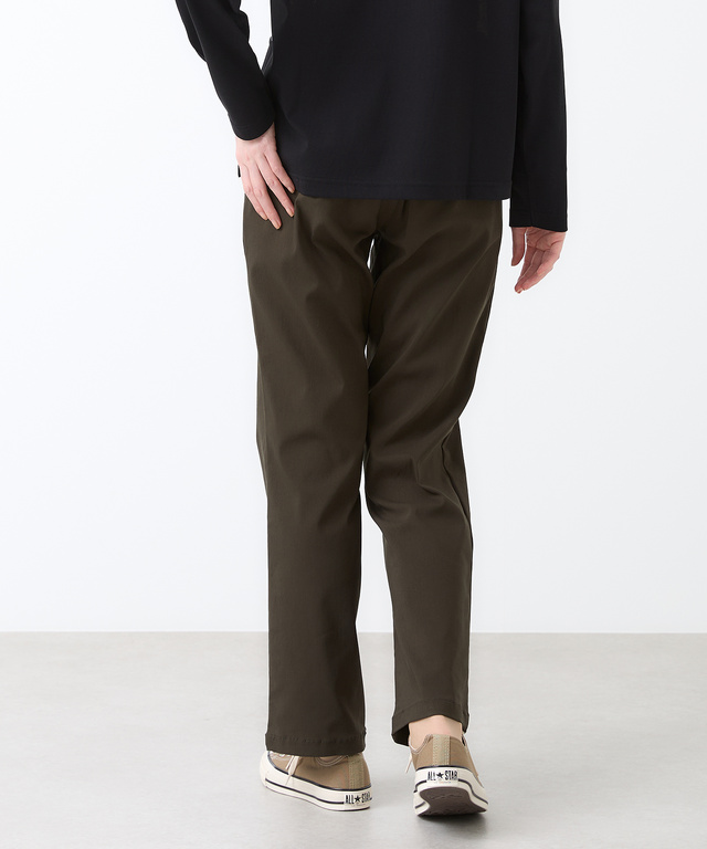 テーパード ストレッチパンツ